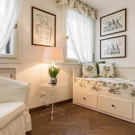 Appartement 4br Great In Top Location - What'app - 0034-635-518-216 - For Reservations! *