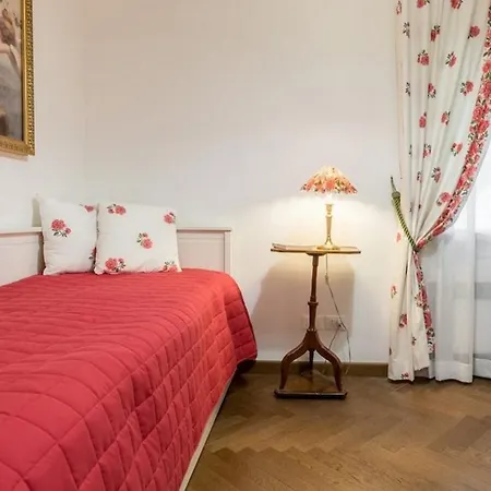 4br Great In Top Location - What'app - 0034-635-518-216 - For Reservations! Appartement *