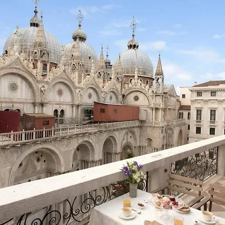 Appartement 4br Great In Top Location - What'app - 0034-635-518-216 - For Reservations!